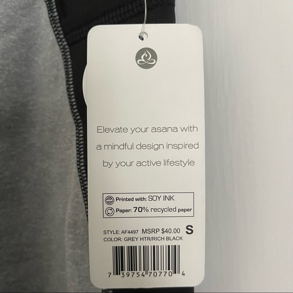 Apana Yoga Lifestyle Leggings with Pockets - Picture 3 of 12